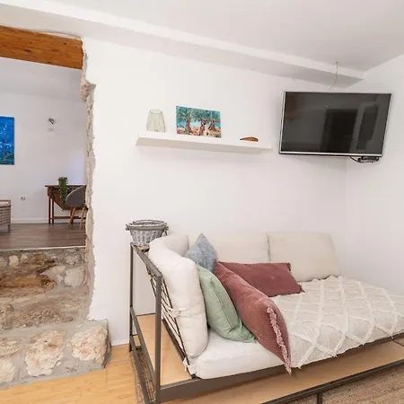 One Bedroom Ranch House