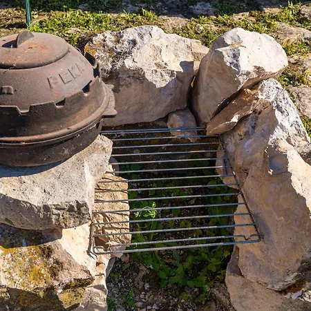 One Bedroom Ranch House * Дубровник