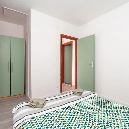 One Bedroom Ranch House דוברובניק